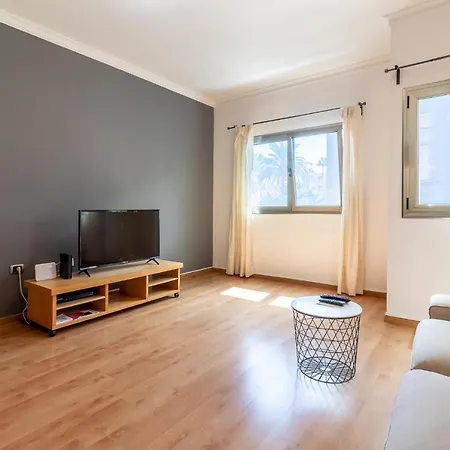 Flatguest Guest On Board + 3bdr + Urban + Wifi Апартаменты *